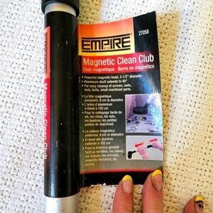 Empire Magnetic Telescoping 40" Clean Long 3" Diameter Pick‎ up Tool Club
